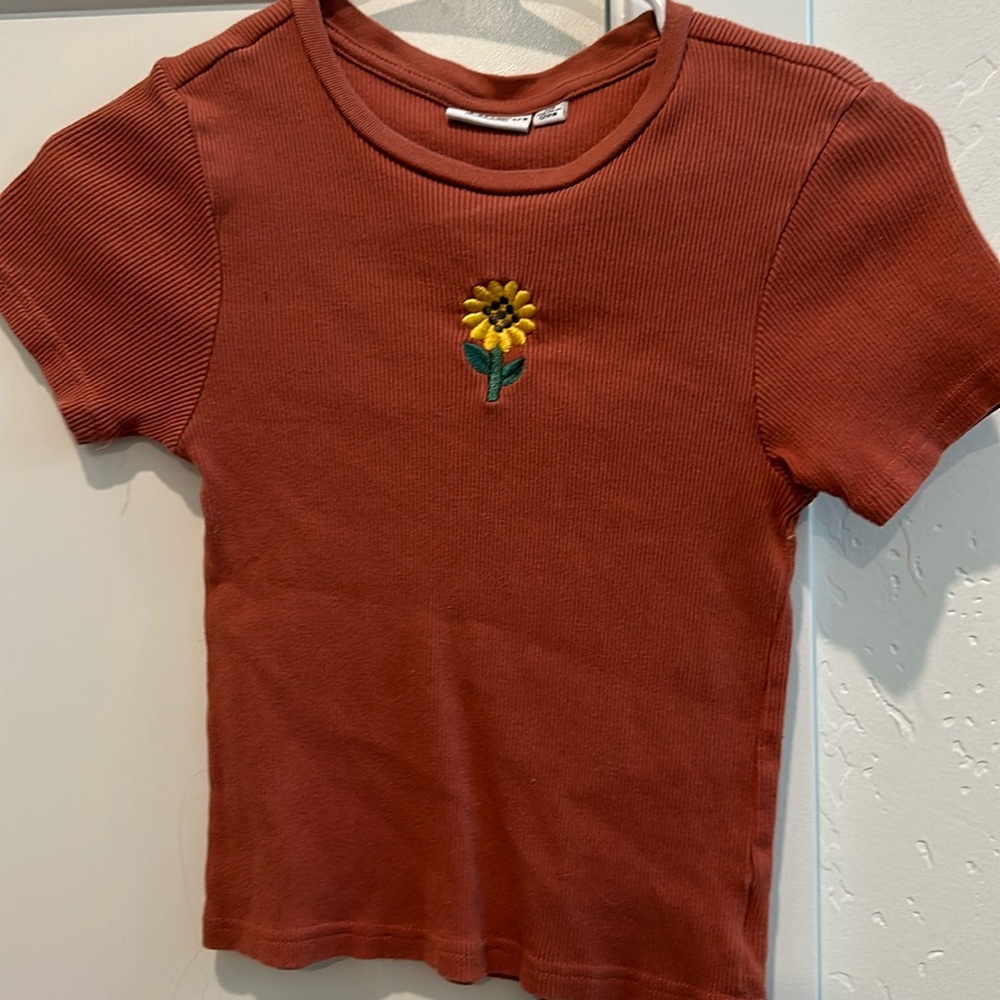 floral baby tee